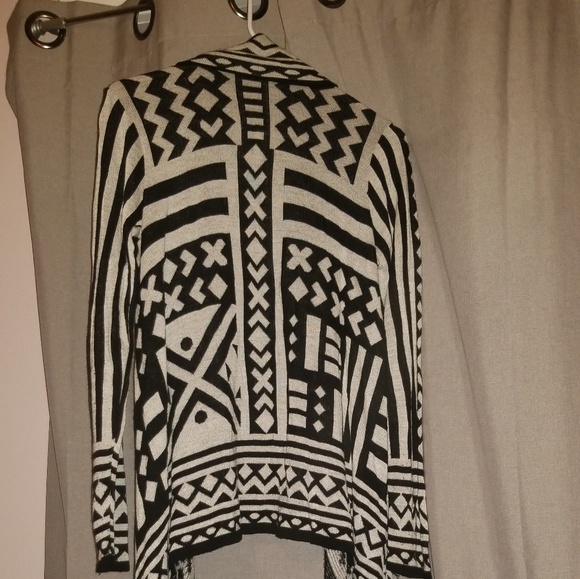 Patterned cardigan - Picture 3 of 3